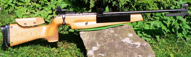Brno Mod. 4 - une carabine .22 LR réglementaire de la Guerre froide - Page 2 456_bi_1